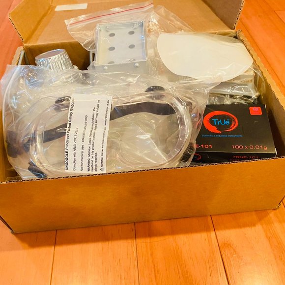 NEW CHEMISTRY Science Interactive Lab Kit For Sale - Picture 2 of 4